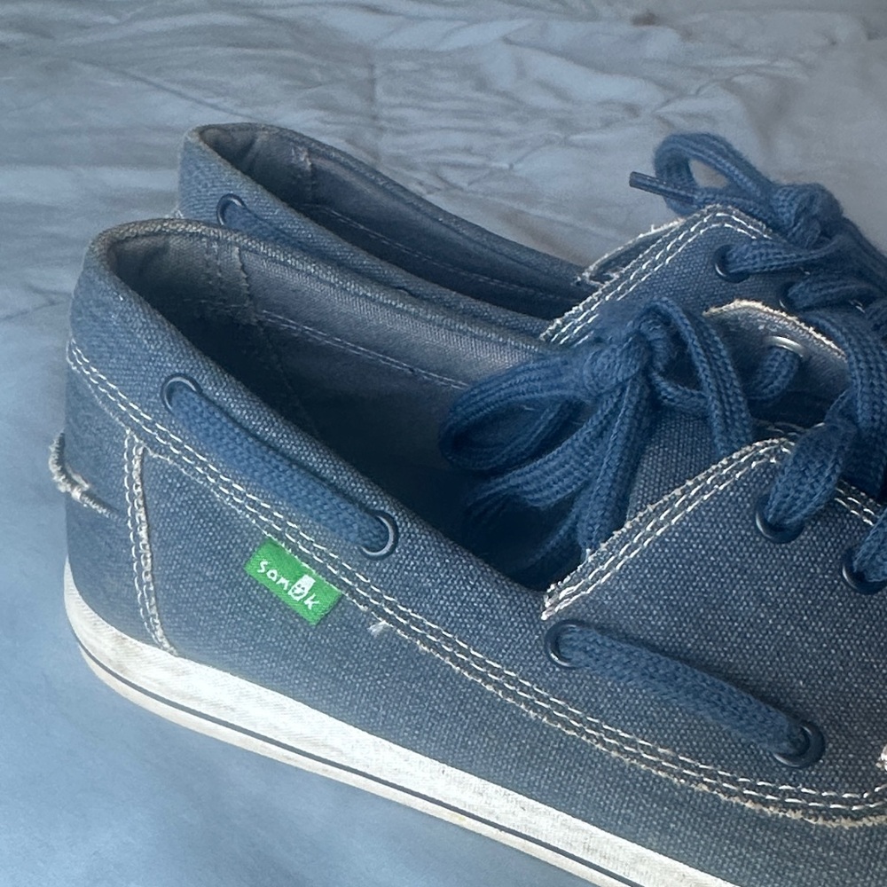 Sanuk Men's Blue Canvas Shoes - Picture 4 of 6